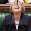 笑いすぎの英国 テリーザ・メイ首相