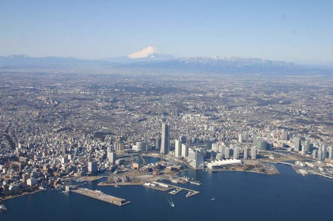 横浜市は平野が続き、高い山として、静岡県の富士山