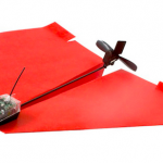 【工学部志望者向け】動画あり：手で折った紙飛行機をドローン化し、スマホで自由に操縦できるモジュールが発売されました